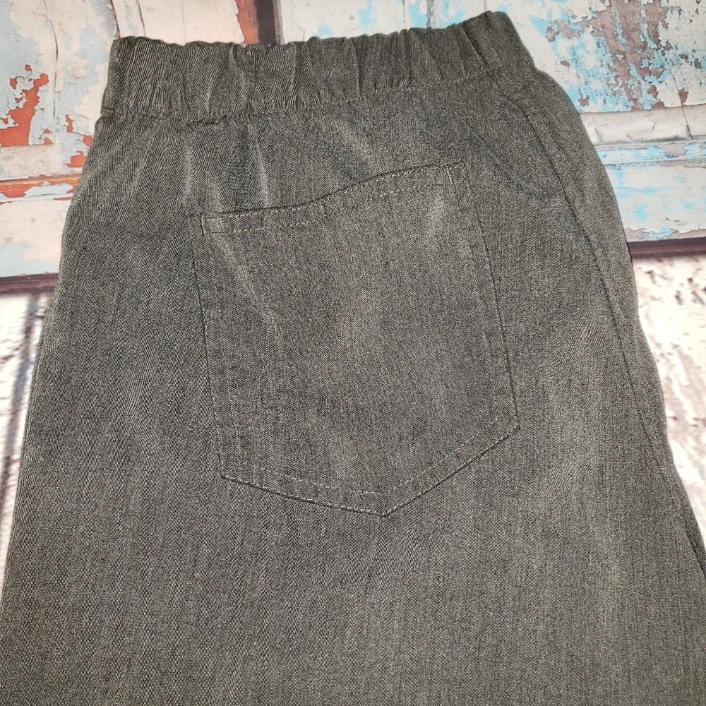 Grey's Anatomy grey drawstring scrub bottoms med